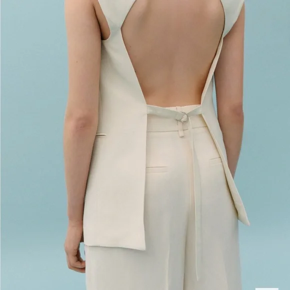 Victoria Beckham Mango Cream set - Picture 2 of 10